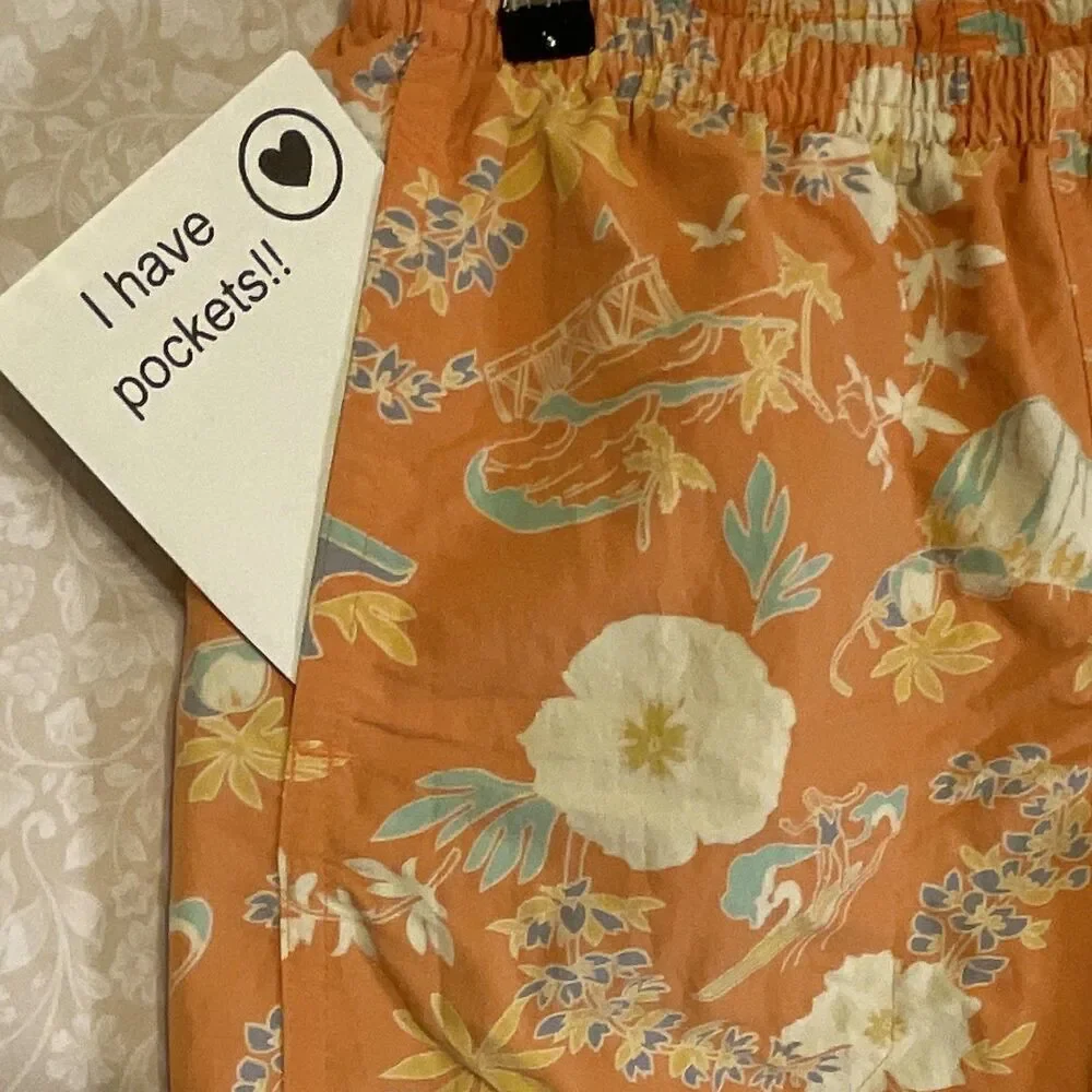 Patagonia Men's S Orange Floral Swim Shorts Mesh Lined Elastic Waist Pockets